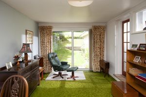 Dining Room- click for photo gallery